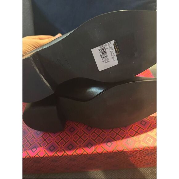 Tory Burch Chelsea ankle boot 45mm calf leather size 8 new in box - Picture 6 of 10